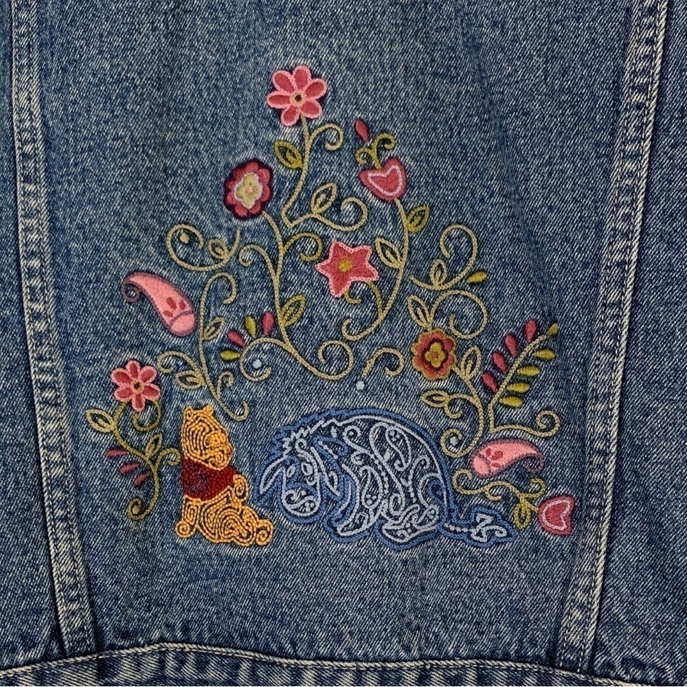 Vintage Disney Winnie The Pooh Embroidered Jean Jacket Size Small - Picture 5 of 9